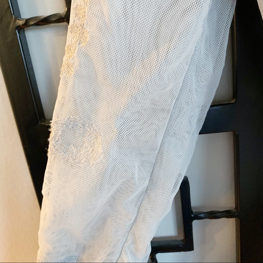 Nic + Zoe Sheer Embroidered Floral Lace Cardigan - Picture 5 of 9